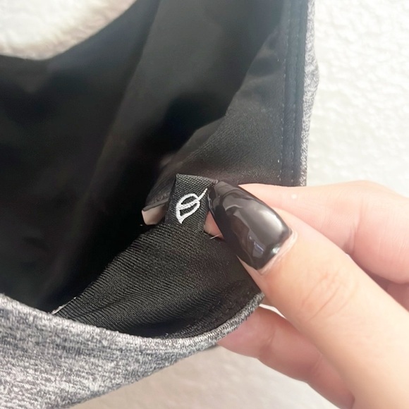 P'Tula Gray Women's Racerback Adjustable Strap Sports Bra - Picture 8 of 8